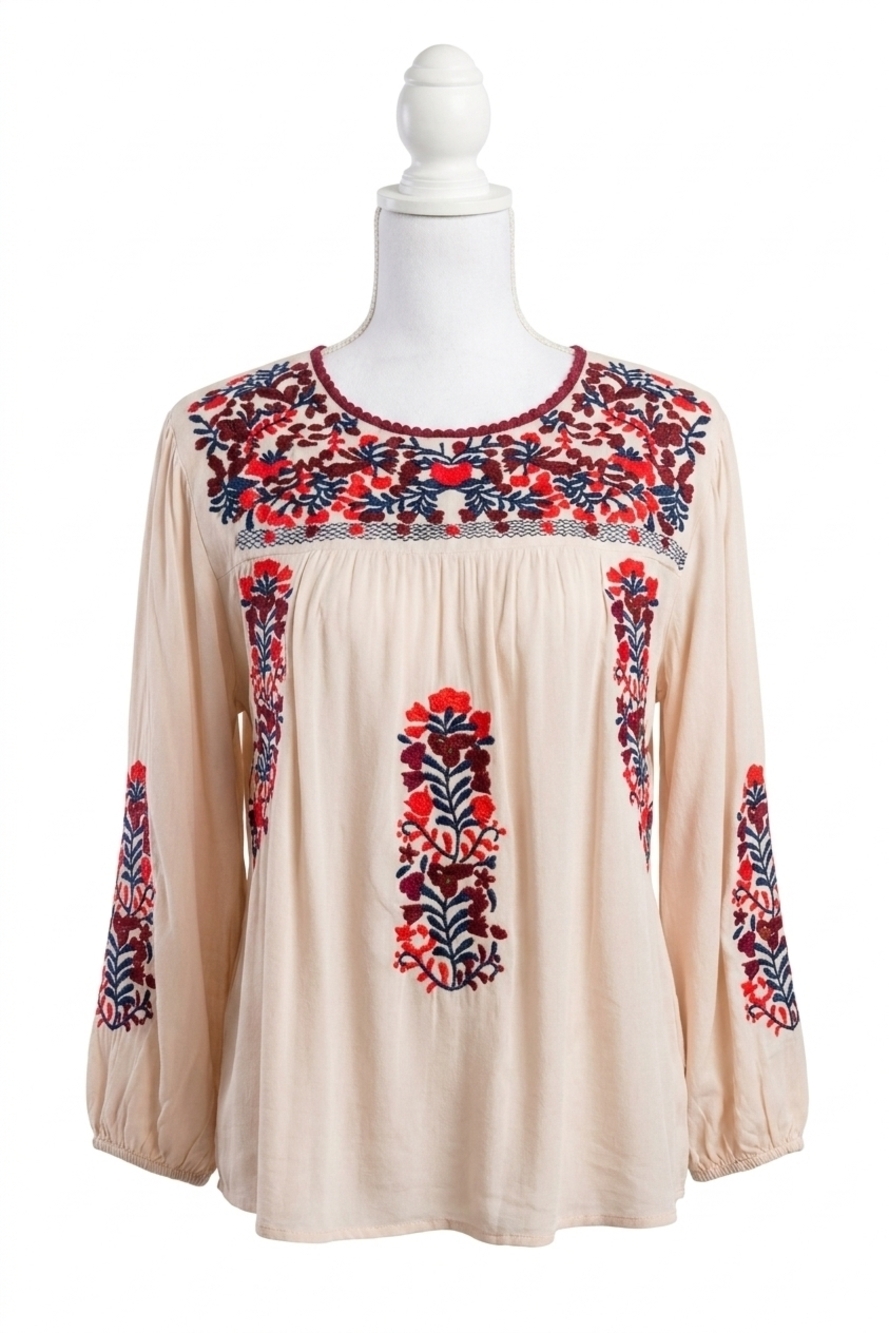 NEW LAYERZ CLOTHING embroidered 3/4 sleeve top in cream